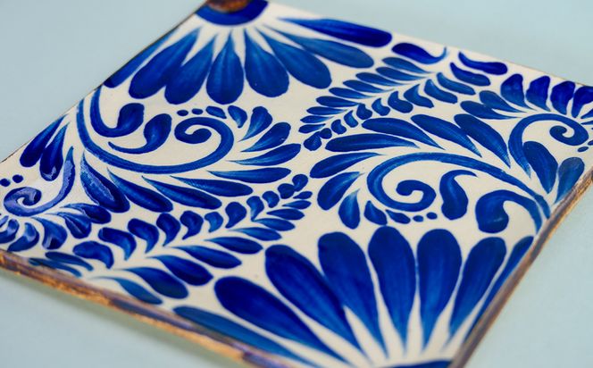 コバルトブルー唐草模様 角皿1枚【尚工房】