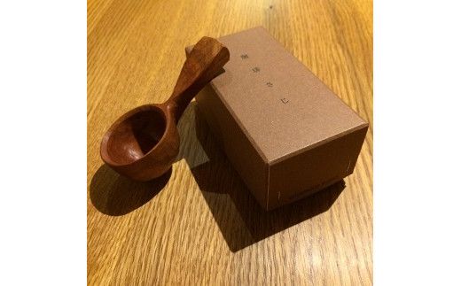 手彫りの珈琲さじ(木材:ウォルナット)【GOOD WOOD WORKS】_HA0043
