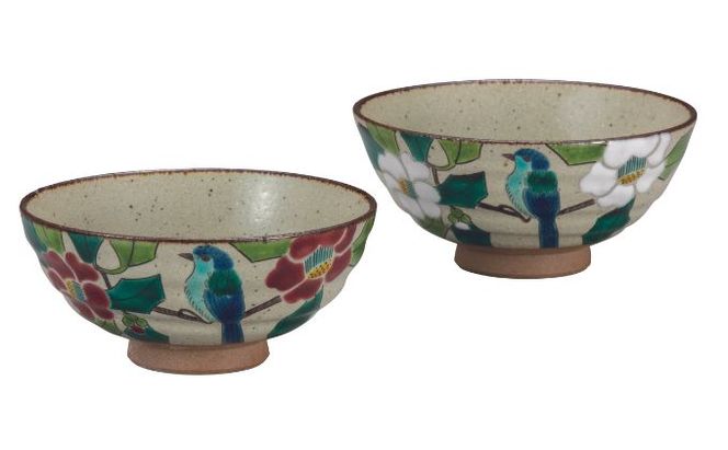 九谷焼　 組飯碗　椿に鳥　a02 食器 キッチン雑貨 キッチンアイテム 雑貨 食卓 テーブルコーディネート ペア茶碗 夫婦茶碗 