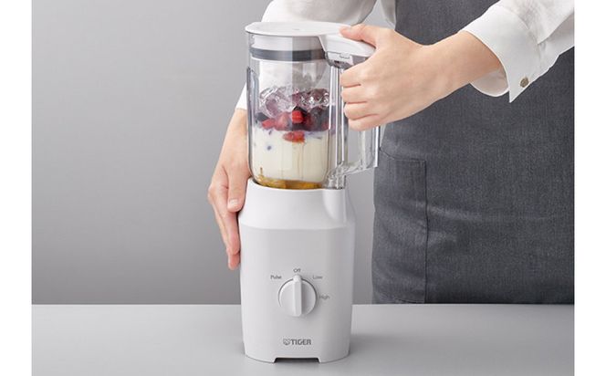 2025年度新製品  タイガー魔法瓶 ミキサー  SLC-B100WM マットホワイト【ミキサー 電化製品 家電 タイガー パワフル まるごと 冷凍フルーツ  トライタン パワフルミキサー 大阪府 門真市 】 272230_AZ014VC02