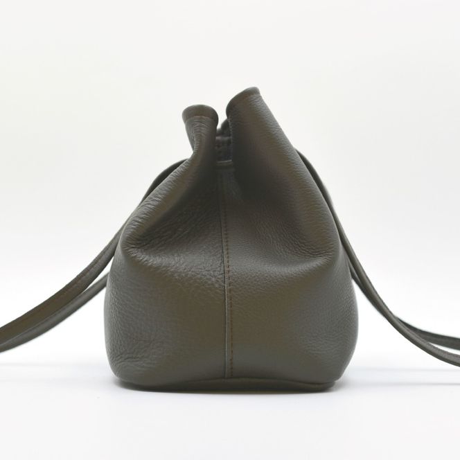 益子の革工房maharoの巾着バッグ（S）ダークグレー (AX141-2)