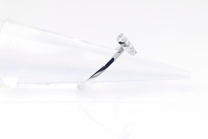 ダイヤモンド リング フラットハートS 0.3ct プラチナ 指輪 リング ジュエリー ダイヤ PT 山梨 H-4819CPT SWCI007-pt