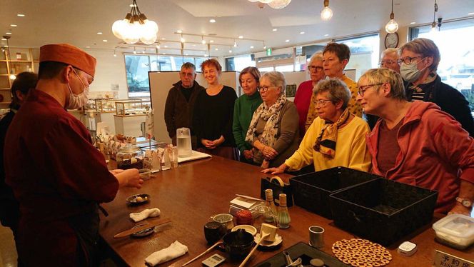 yo_szyӂ邳Ɣ[Łzo_Řaَq̌i@2l 322032_BY009