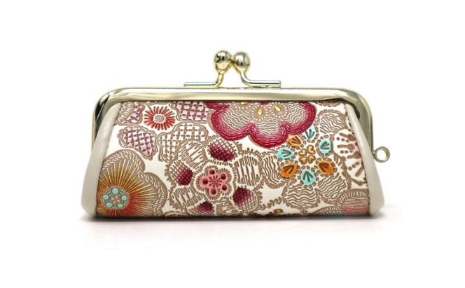 【文庫屋大関】印鑑ケース 春らんまん〈茜〉【皮革工芸品】 革製品 工芸品 民芸品 牛革 小物入れ お祝い ギフト プレゼント 墨田区 東京都