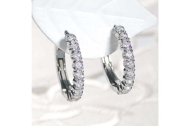 ピアス フープピアス プラチナ PT900 ダイヤモンド 0.35ct レディース 円 丸 輪っか バネ式 キャッチレス 中折れピアス【f215-pt】 [株式会社オーダーメイドジュエリーメイ 山梨県 韮崎市 20743779] ジュエリー アクセサリー