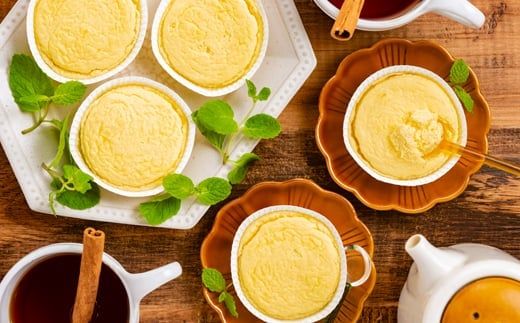 16-110 「ムニュムニュ(15個入)」不思議な食感で濃厚なミニ焼チーズケーキ