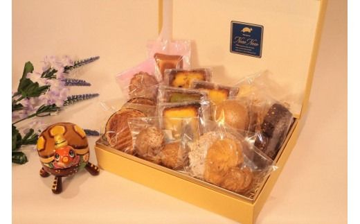 【川崎市にあるケーキ屋パティスリーノコノコ】シェフ自慢の焼き菓子16個