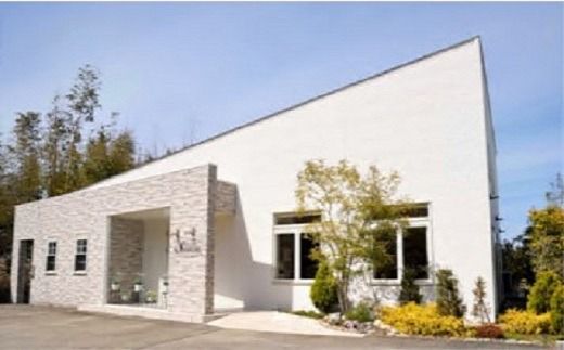 【5.2-3】特産松阪牛の一皿を含む　全９品のフルコース～ムニュ・ボヌール～（ランチ・ペア食事券）