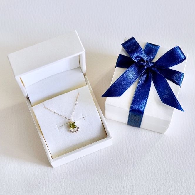 【ジュエリー】K10 イエローゴールド ペリドット ペンダント ネックレス 保証書付 SMK-5221 242-013-e