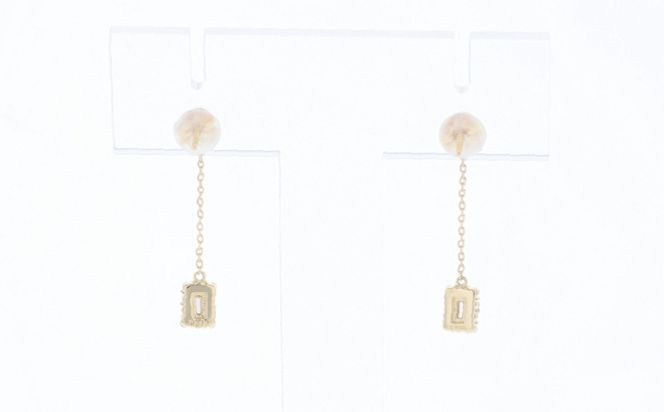 J097 アルカンシェル K18YGダイヤピアス（計 0.26ct）