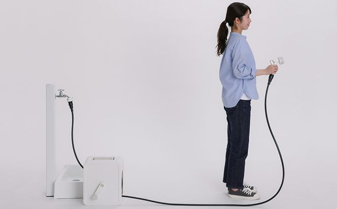 フルカバーコンパクトホースリール20m FCH-20M ホワイト アイリスオーヤマ 雑貨 日用品 庭 洗車 水やり 外 ベランダ 園芸用品 簡単設置 白 