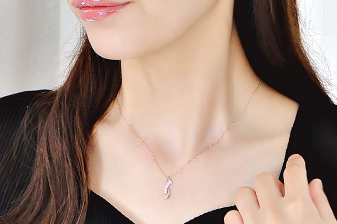 K18 750 リボン型ピンクピアス ダイヤストーン付き 18K（片耳）K18YG中