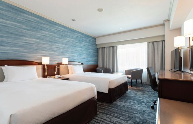 099V042 ホテル日航関西空港 利用券（30,000円分）【旅行 宿泊 出張 前泊 後泊 ファミリー 空港ターミナルビル 徒歩直結】