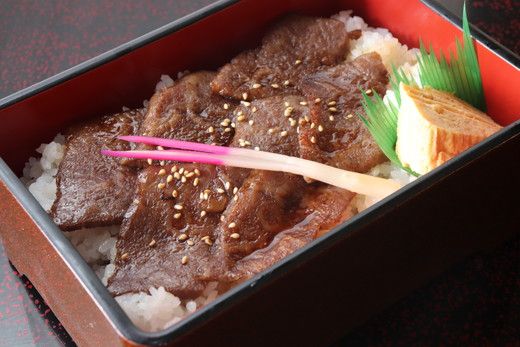 【3月発送分】極上近江牛カルビスライス【800g】【CB06W-3m】