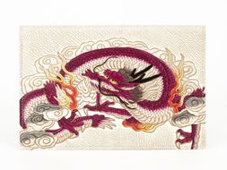 【文庫屋大関】パーソナルホルダー　龍神＜ワイン＞【皮革工芸品】 雑貨 日用品 ブックカバー パスポートケース 貴重品入れ マルチケース シンプル 和風 革小物 