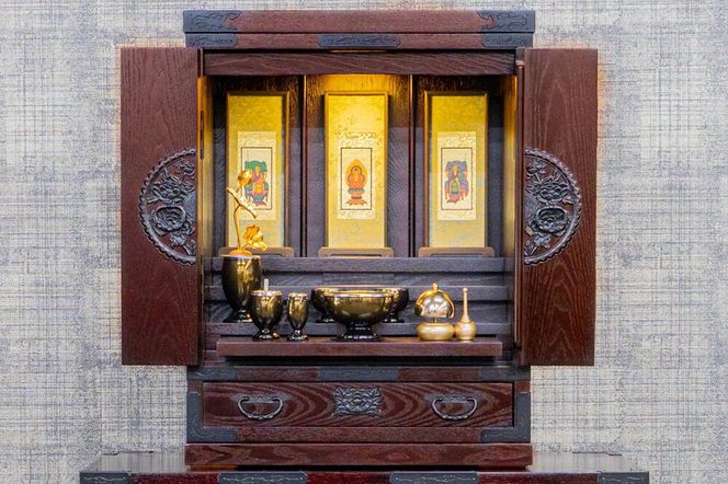 仙台箪笥 仙台仏壇20号 拭き漆調 KH-568（お申込書返送後1ヶ月～5ヶ月程度でお届け）高級 工芸品 伝統 [仙台箪笥 タンス たんす 小型 高級 工芸品 伝統]|06_kyk-800901