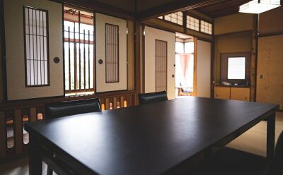 創業86年 昭和初期の料理旅館 お食事券 2名様 「くえ プラン 」ランチ 又は ディナー ペアチケット_Z6121