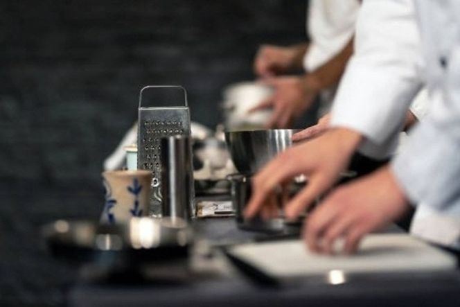 極上とろ生チーズケーキ（プレーン＆抹茶） 各1個（470g）ずつ　PT00005