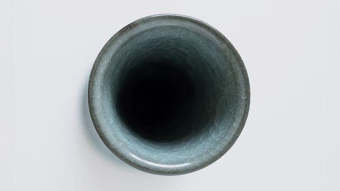 【氷裂貫入青瓷】花器 （小野寺裕司 作） 径6.2cm×高さ21cm | 花 花瓶 陶器 陶芸 インテリア [EW31-NT]