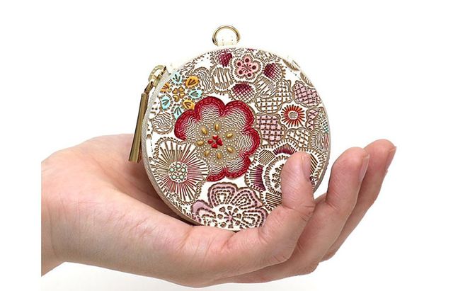 【文庫屋大関】マカロンポーチ 春らんまん＜茜＞【皮革工芸品】 ポーチ ミニポーチ 小物入れ アクセサリー入れ イヤホン入れ 収納 保管ケース 手のひらサイズ  本革 革 皮革 工芸品 工芸 雑貨 ギフト プレゼント 日本製 東京