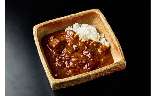 【一週間以内発送】A5等級 未経産雌限定 特撰近江牛 角切り 500g 煮込み用【FO13W】
