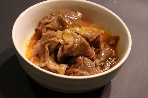 北海道産 みついし牛 肩 ロース すき焼き 用 400 g × 2 パック