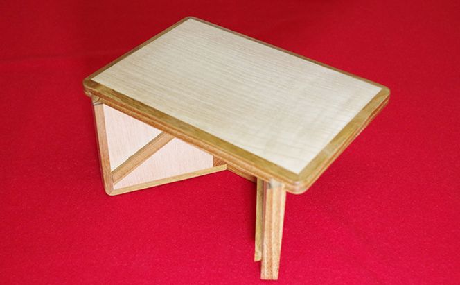 合曳 あいびき 指物益田 腰掛け椅子 組み立て式 椅子 いす イス 桐材 木製 民芸品 工芸品 伝統工芸品 コンパクト 日用品 家具 東京 東京都 墨田区