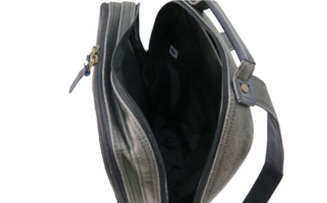 レトロリュック (No.4990-01) ブラック / 木和田 リュック リュックサック 2層式 仕分け収納 白化合皮 ポケット ペットボトルホルダー 高級 かばん カバン バッグ 鞄 手作り メンズ レディース 日本製