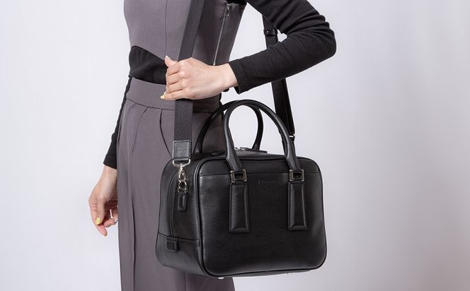 豊岡鞄 TOTTE クリークボストン ブラック MBC024 / レディース バッグ 高級 牛革 傷がつきにくい 型押しレザー B5サイズ ショルダーベルト ポケット 底鋲 女性 かばん カバン 鞄 上品 ビジネス 普段使い