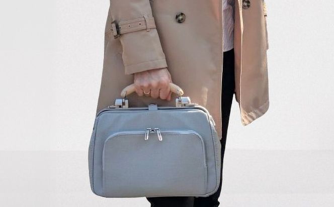 豊岡鞄 for the blue ミニダレスバッグ 3701 パールグレー / 足立 ダレスバッグ コンパクト 3WAY 手提げ リュック ショルダーバッグ タブレット 収納 レディース メンズ バッグ カバン 鞄