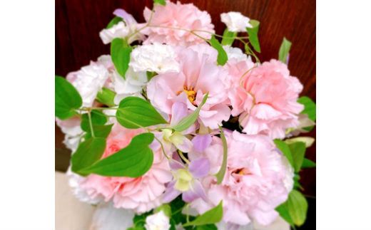 【定期便12ヶ月】日時指定可能 お供え用フラワーアレンジメント 【804】